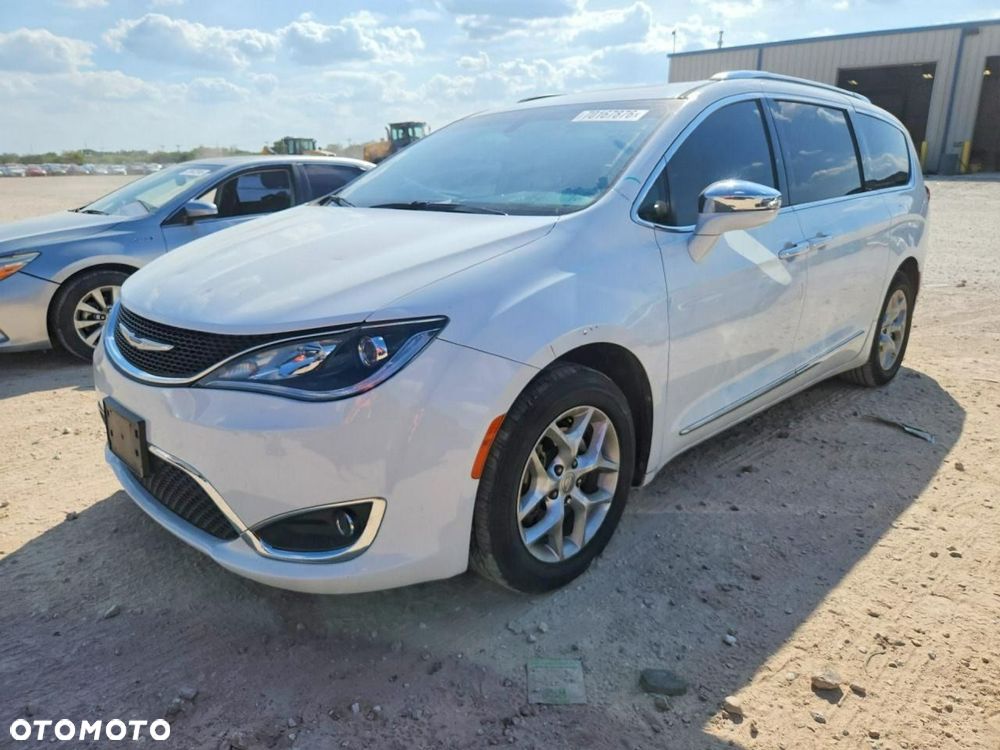 Chrysler Pacifica