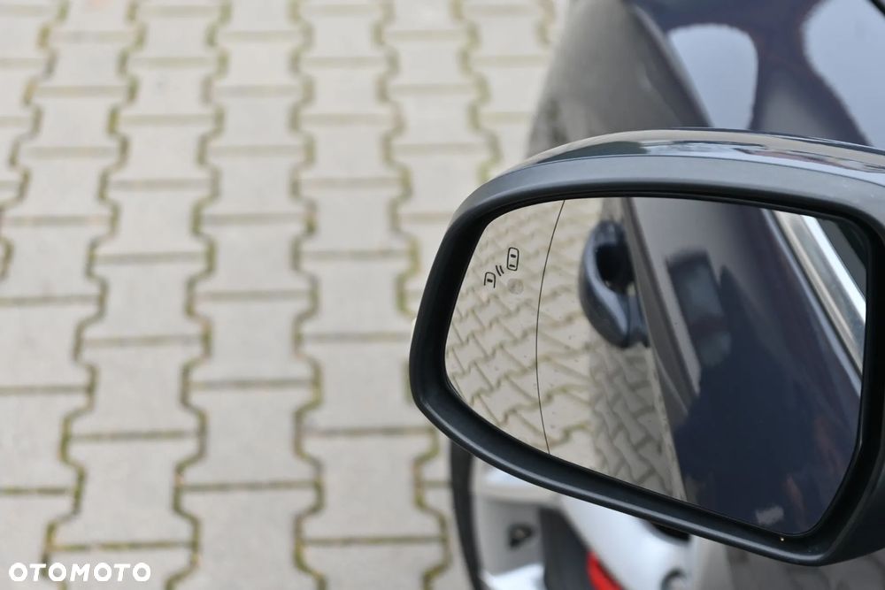 Ford Mondeo 2.0 EcoBoost Titanium S - 36