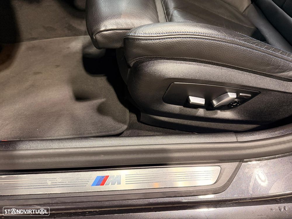 BMW 530 e Pack Desportivo M - 11