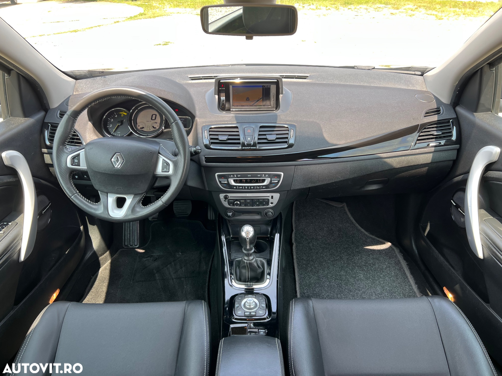 Renault Megane ENERGY dCi 110 Start & Stop Bose Edition - 6