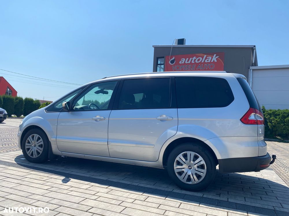 Ford Galaxy - 3
