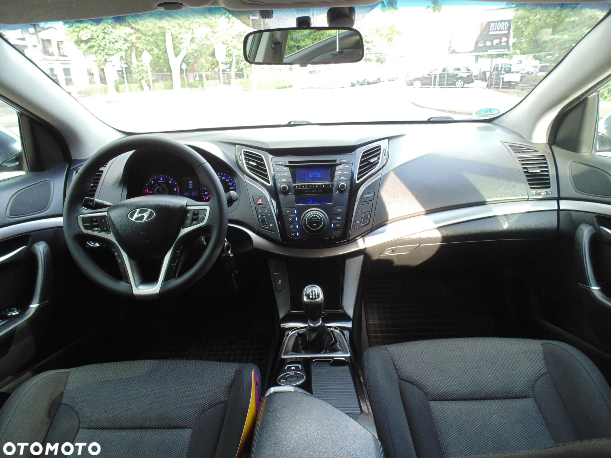 Hyundai i40 Kombi 1.7 CRDi Premium - 14