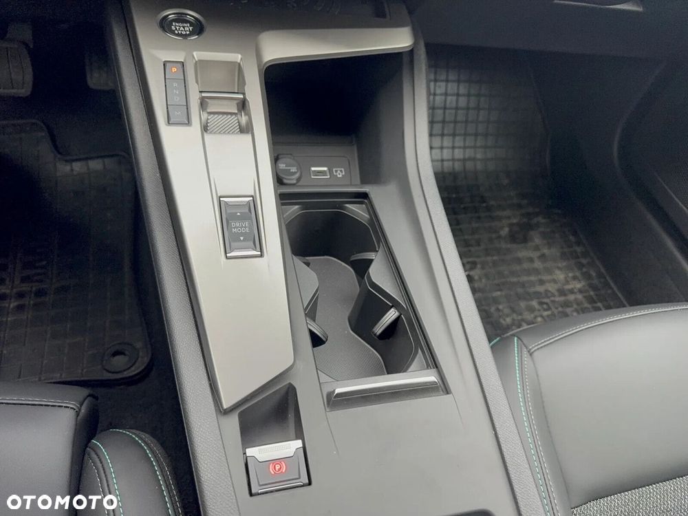 Peugeot 408 - 13