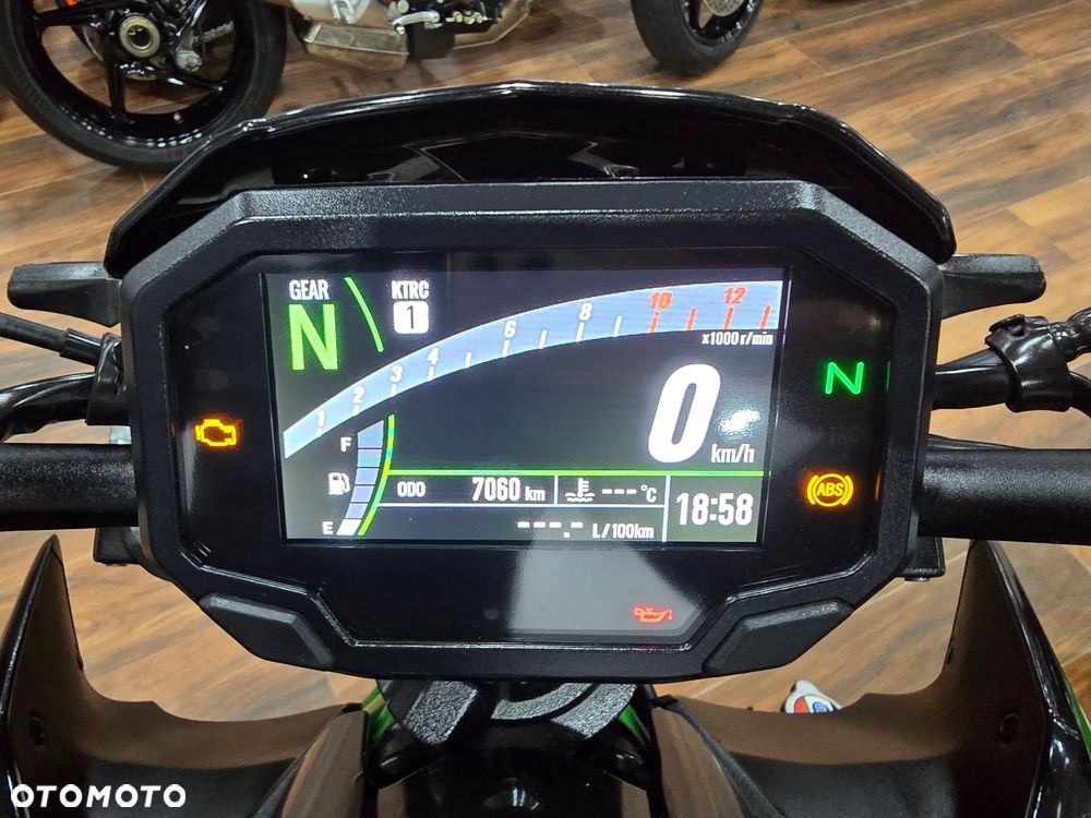 Kawasaki Z 650 - 4