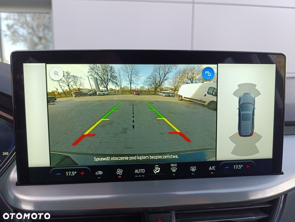 Ford Focus 1.5 EcoBlue Titanium X - 17