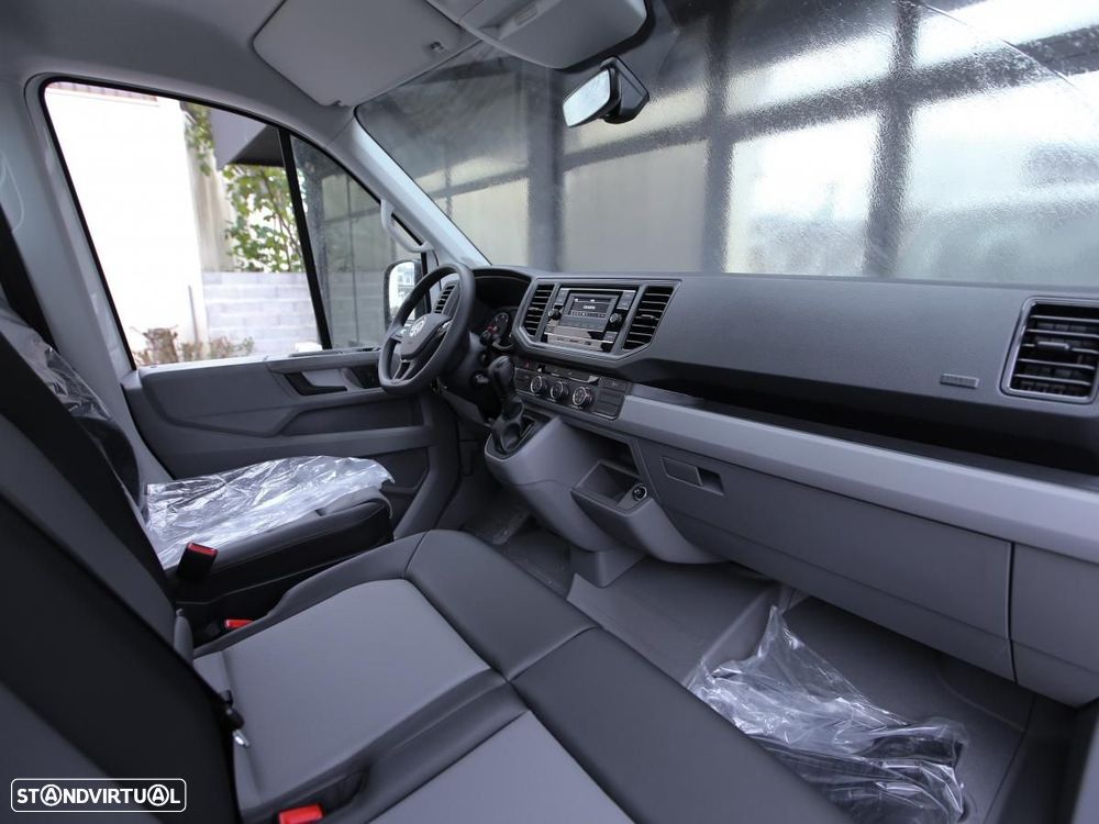 VW Crafter 2.0 TDI L3 Aut. - 16