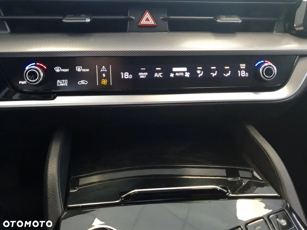 Kia Sportage 1.6 T-GDI PHEV Business Line 4WD - 23