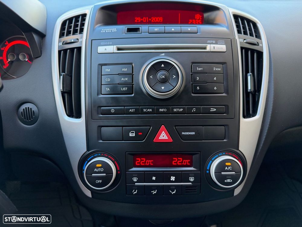 Kia Ceed S Coupé 1.4 CVVT EX ISG - 12