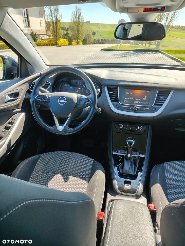 Opel Grandland X 1.2 T Enjoy S&S - 10