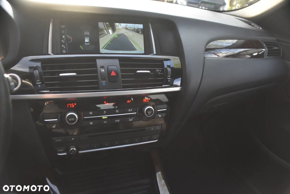 BMW X4 xDrive28i Advantage - 25