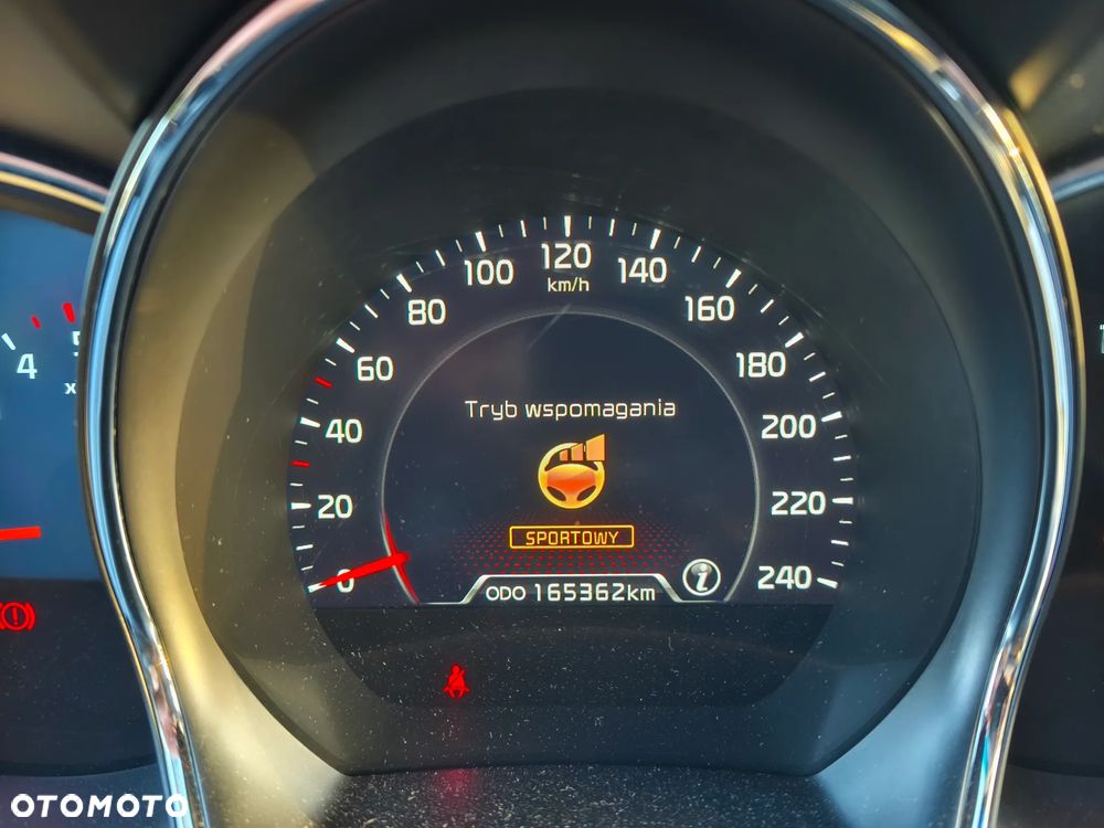 Kia Ceed - 12