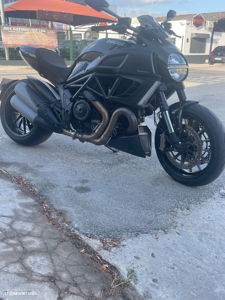 Ducati Diavel Carbon - 5