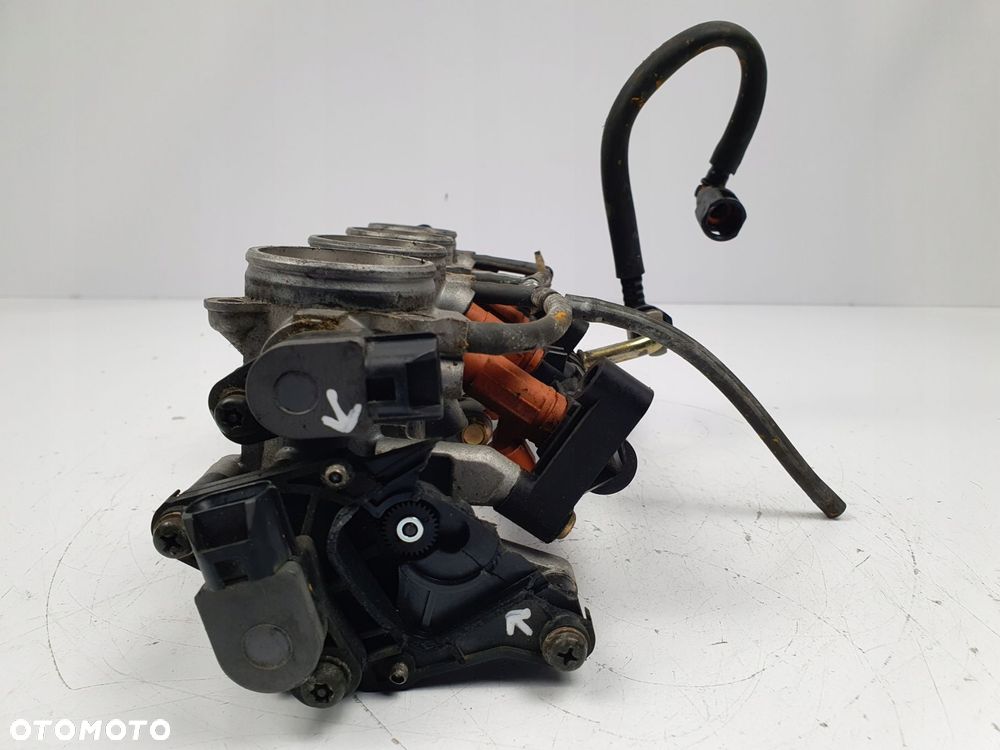 PRZEPUSTNICA WTRYSK PALIWA Suzuki GSX-R 750 GSXR 750 K4 K5 wtryskiwacz - 10