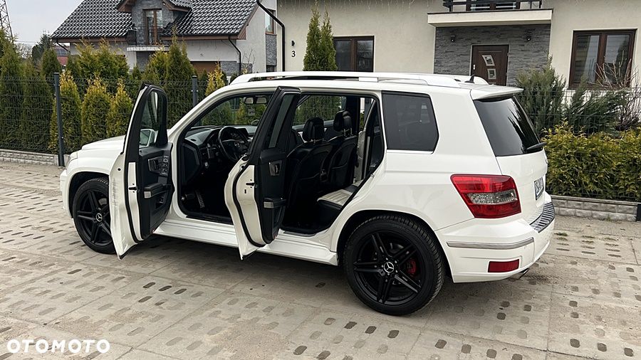 Mercedes-Benz GLK 320 CDI DPF 4Matic 7G-TRONIC Edition 1 - 6