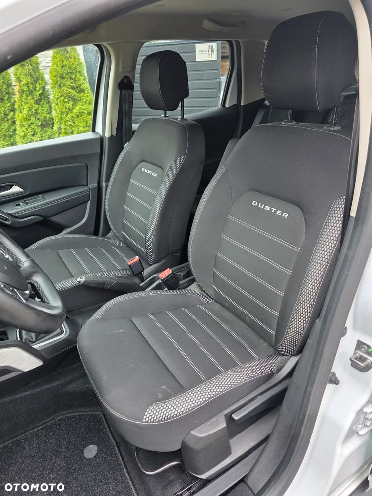 Dacia Duster TCe 100 2WD Celebration - 10