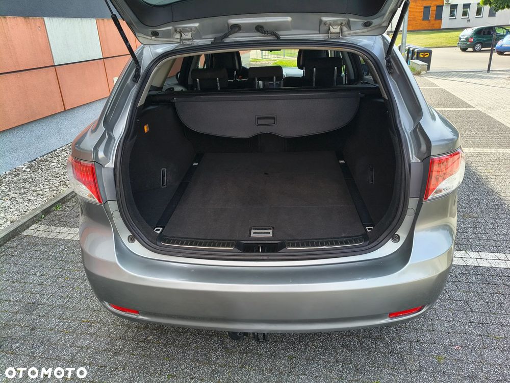 Toyota Avensis 2.2 D-4D Automatik Executive - 22