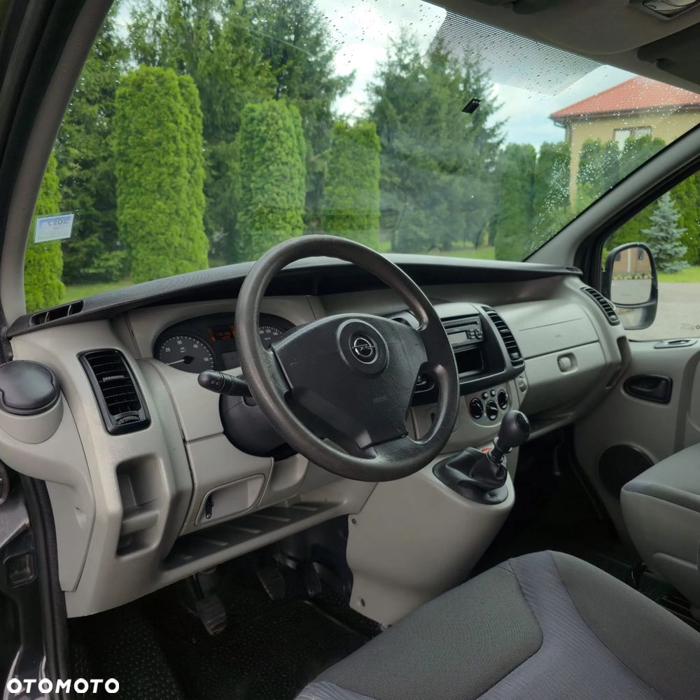 Opel Vivaro - 26