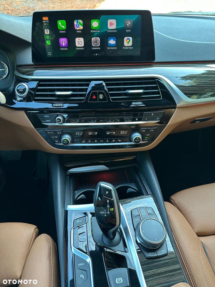 BMW Seria 5 530i xDrive Sport Line - 9