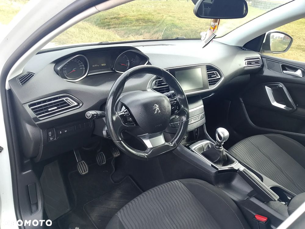 Peugeot 308 BlueHDi FAP 120 Stop&Start Style - 3