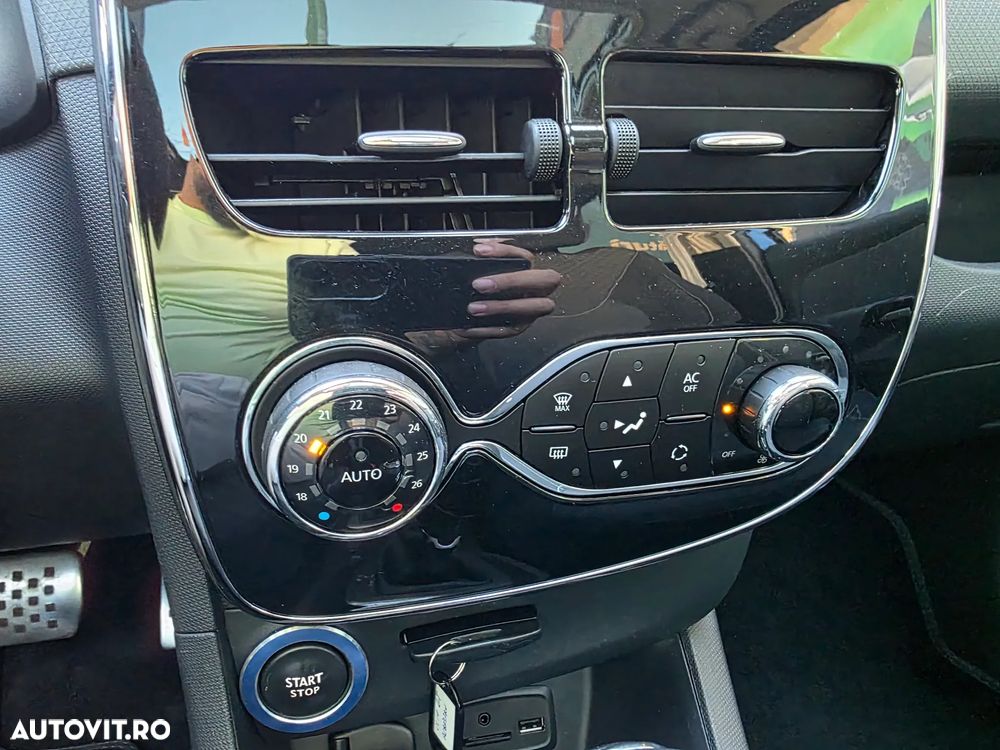 Renault Clio ENERGY TCe 120 EDC GT - 17