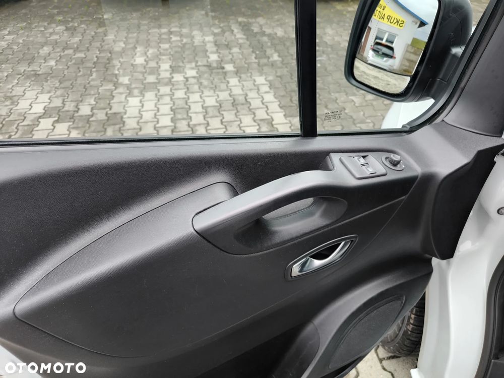 Renault Trafic - 18
