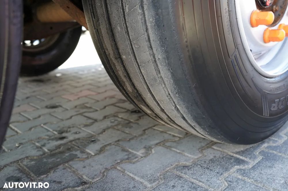 Zaslaw BASCUNĂ ALUMINIU / 35 m³ / 2x AXE RIDICATIVE / AXE SAF - 18