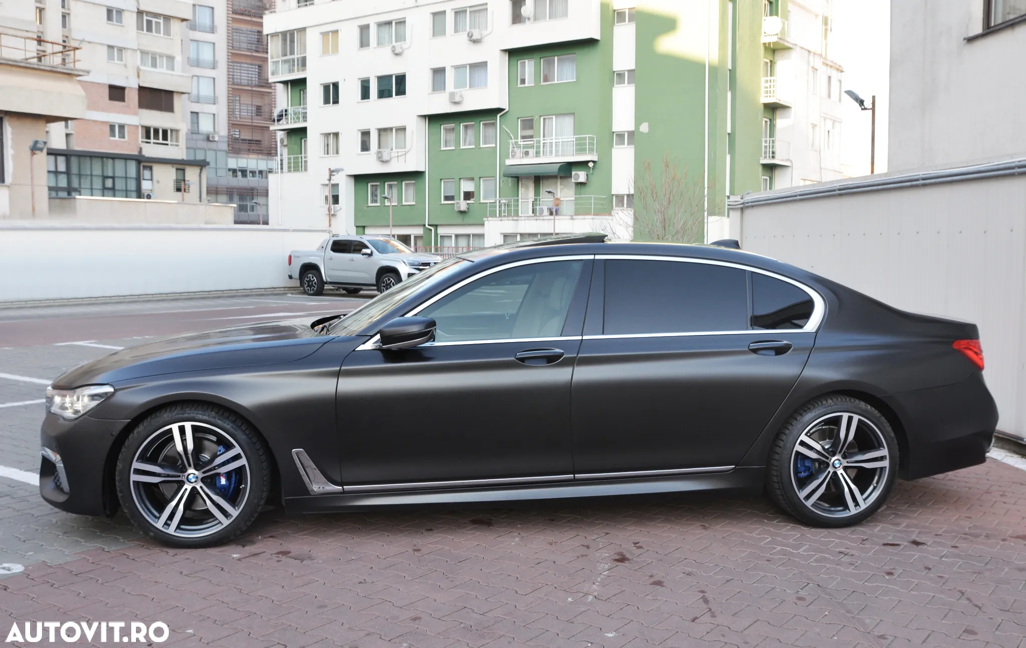 BMW Seria 7 740Ld xDrive - 33