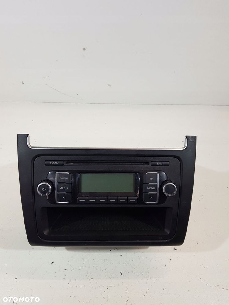 radio vw polo v golf 1.6 tdi 5m0035156c - 1