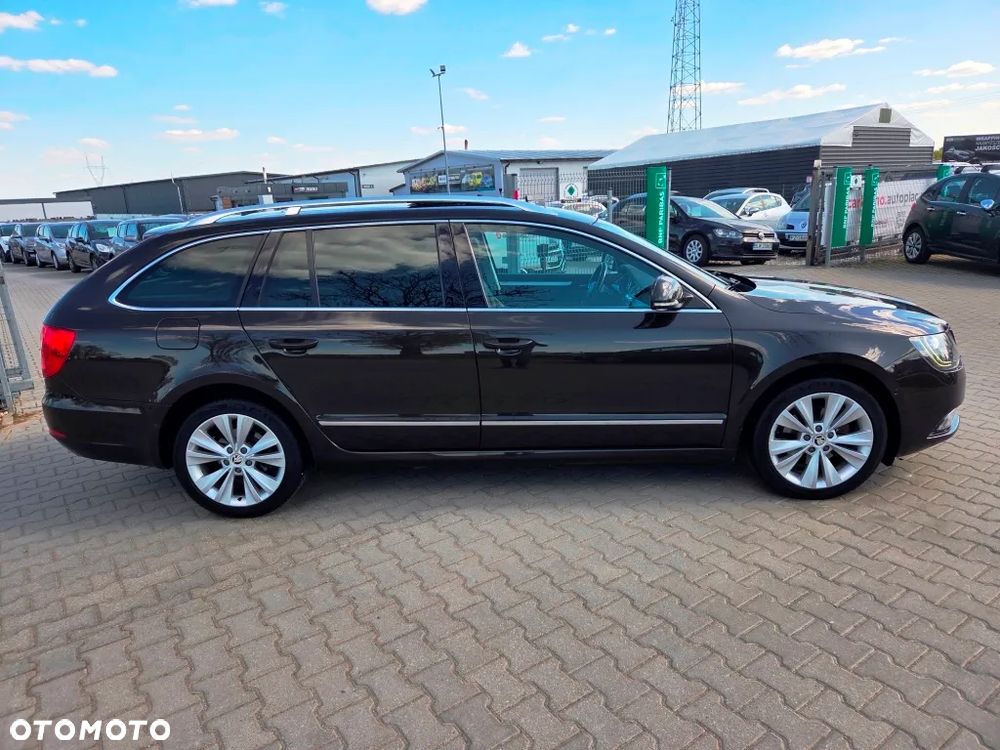 Skoda Superb 1.6 TDI Platinum DSG - 6