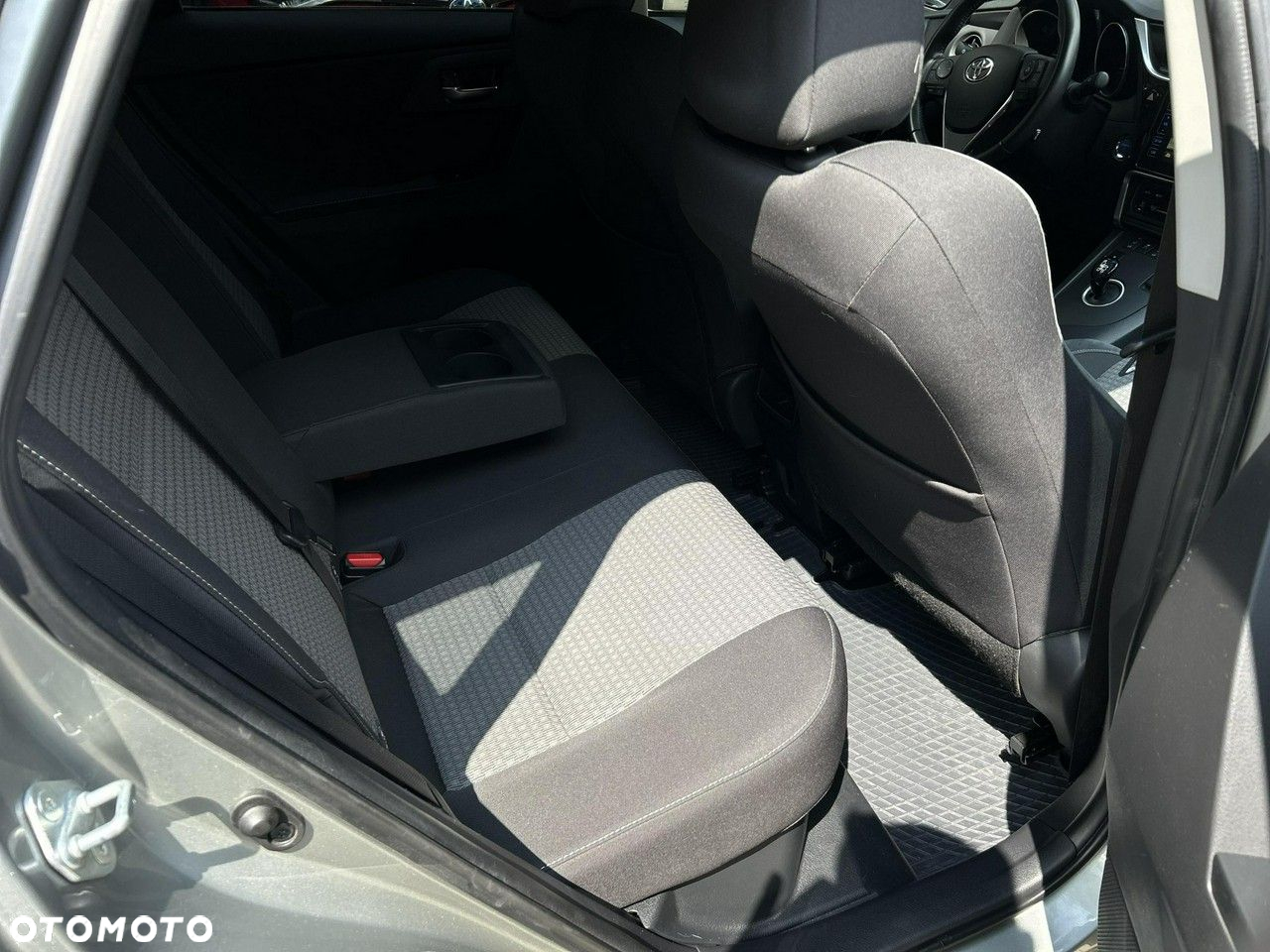 Toyota Auris - 13