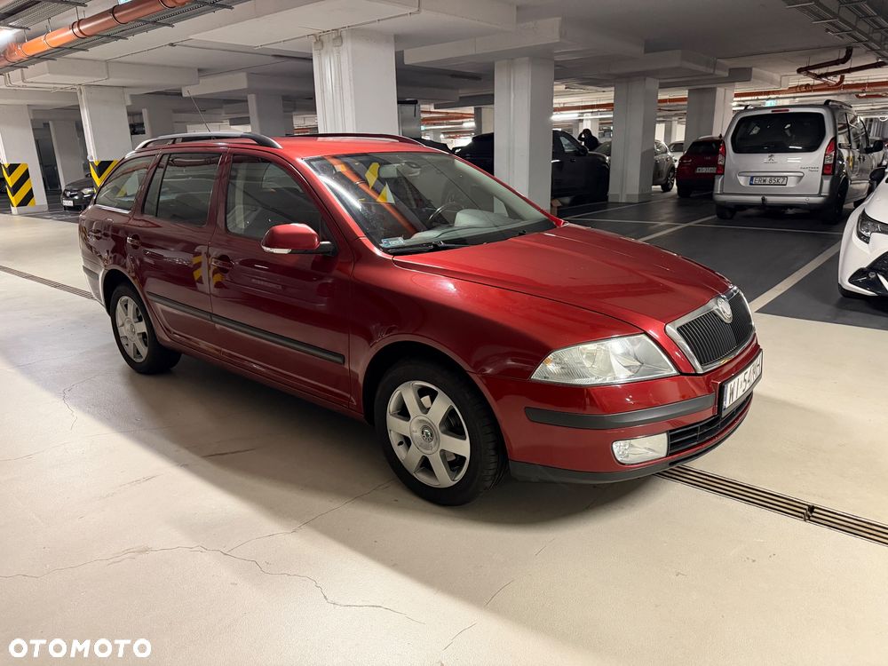 Skoda Octavia 2005 photo 2