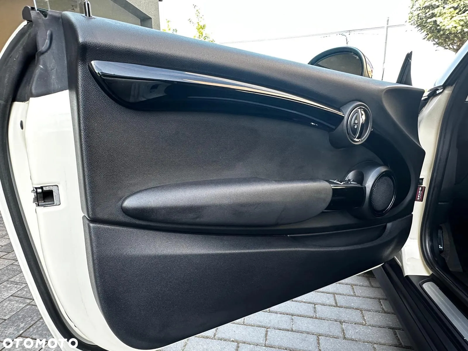 MINI Cooper Standard - 11