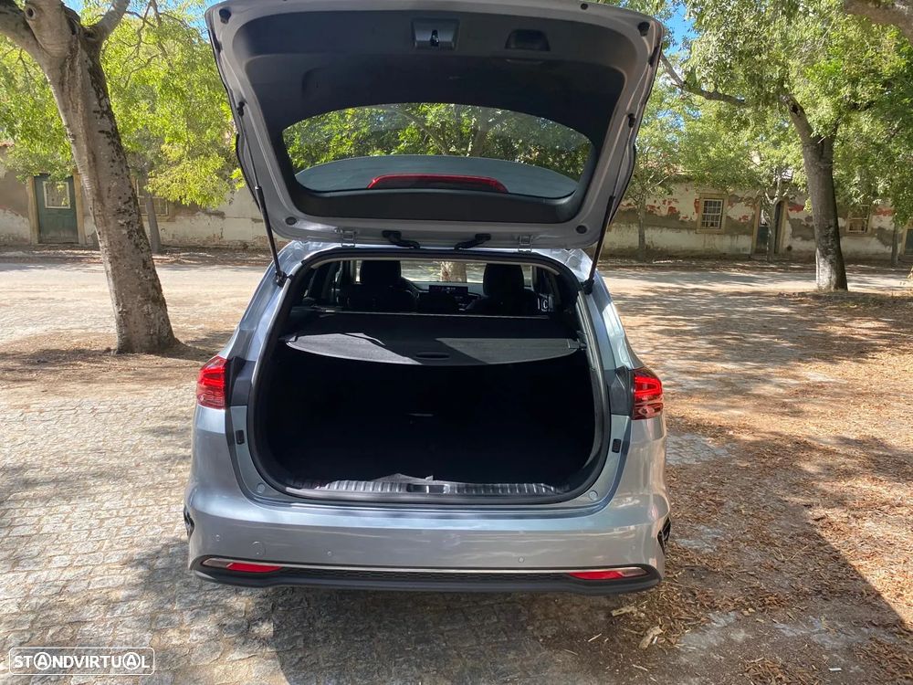Kia Ceed SW - 43