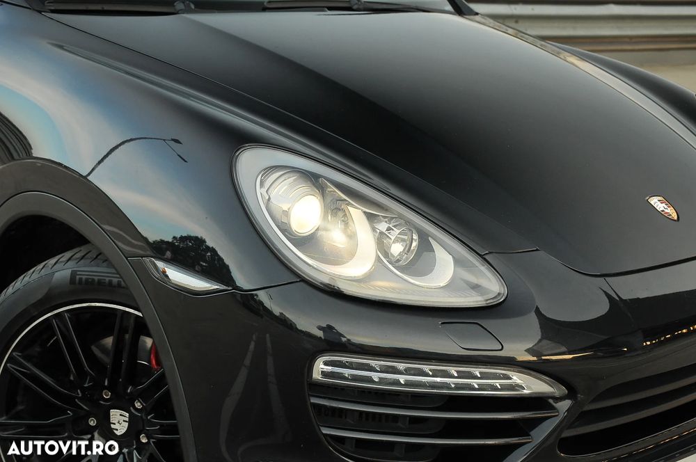 Porsche Cayenne Tiptronic S - 25