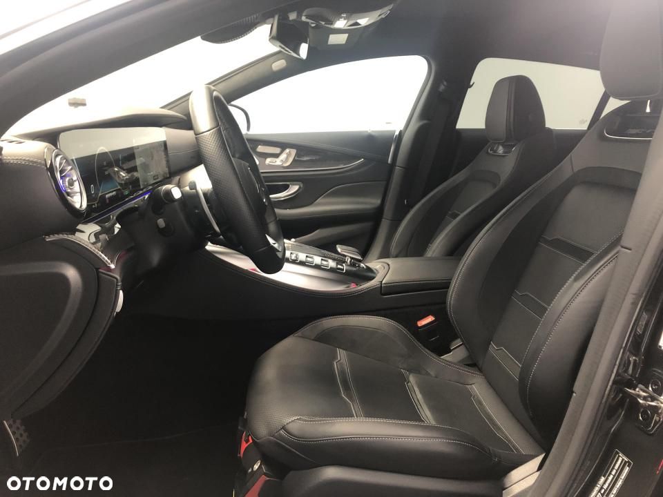Mercedes-Benz AMG GT 43 4-Matic+ - 12