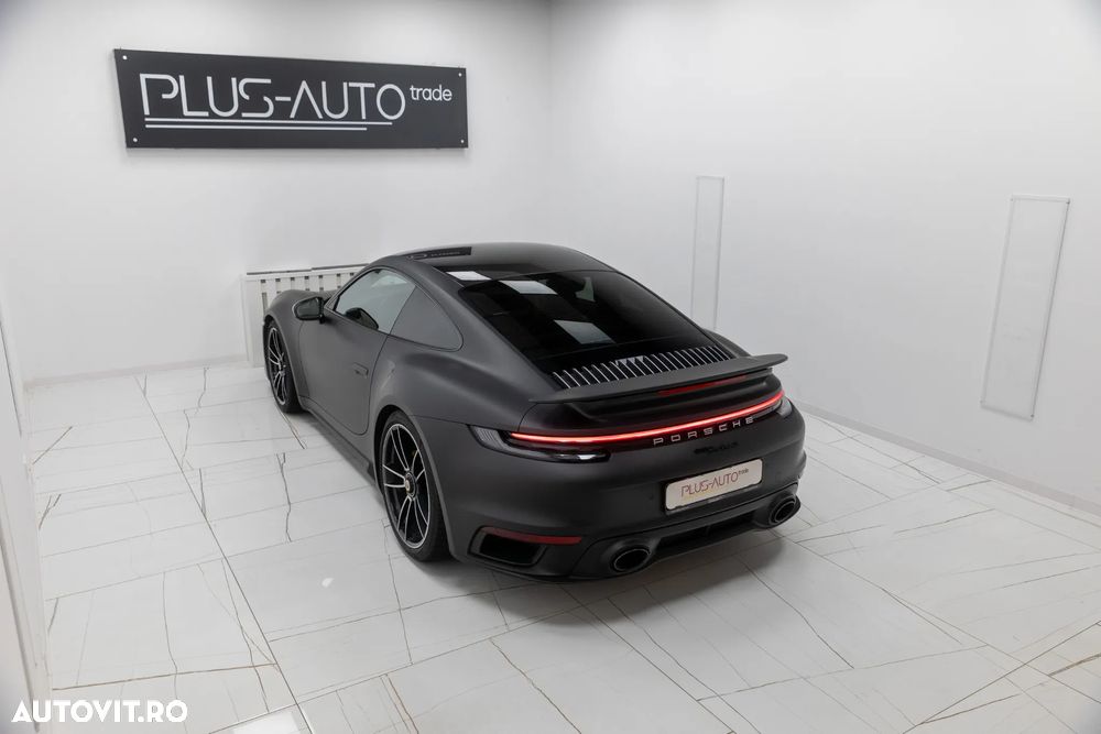 Porsche 911-TURBO-S Standard - 13