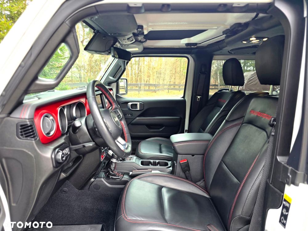Jeep Wrangler - 8