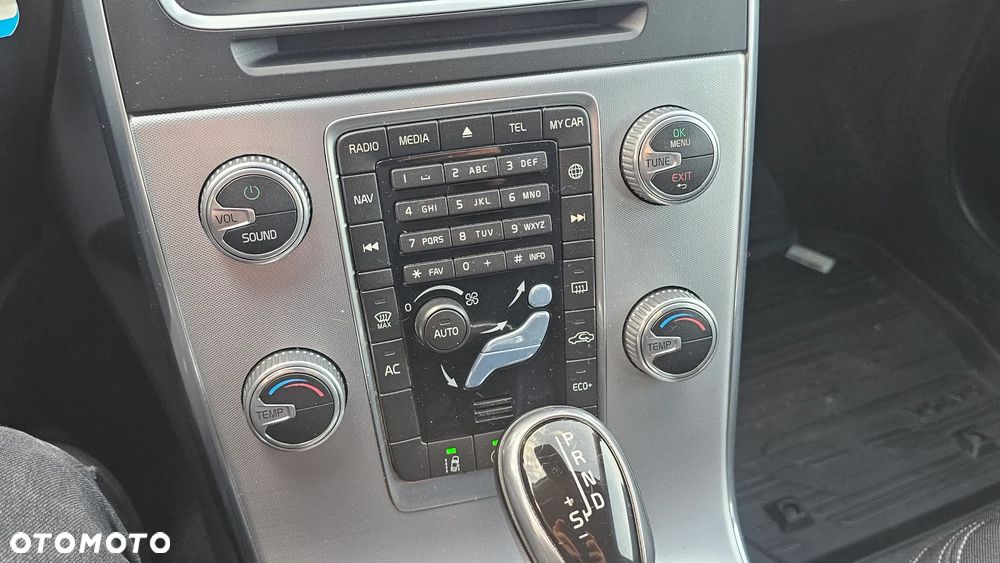 Volvo V60 T5 Kinetic - 33