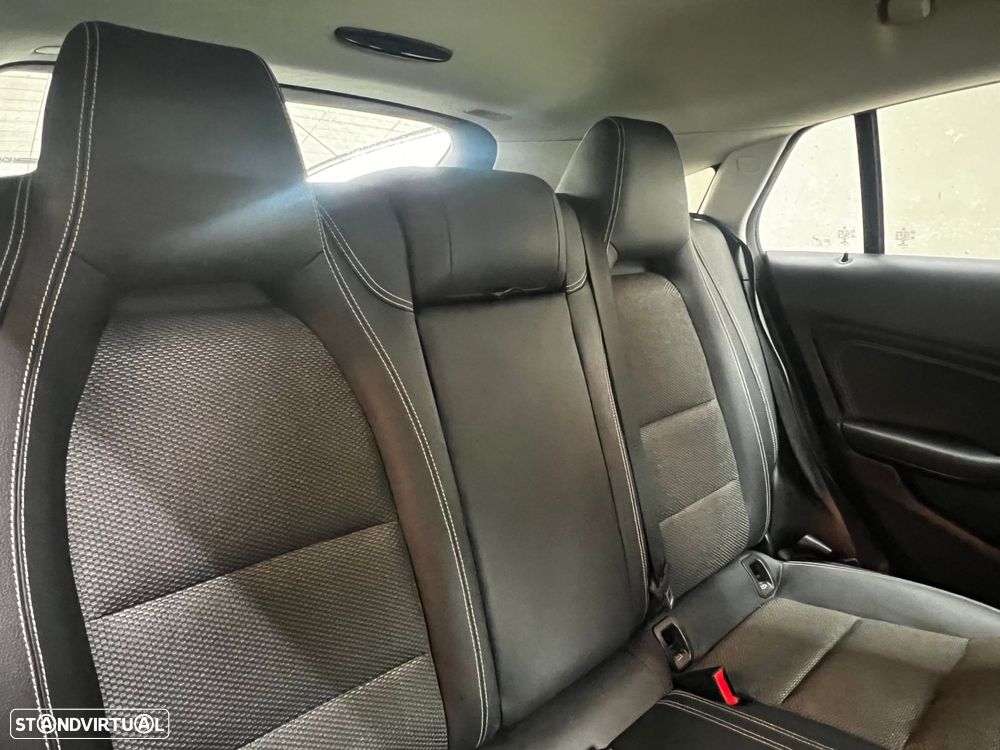 Mercedes-Benz CLA 180 d Shooting Brake Aut. - 18