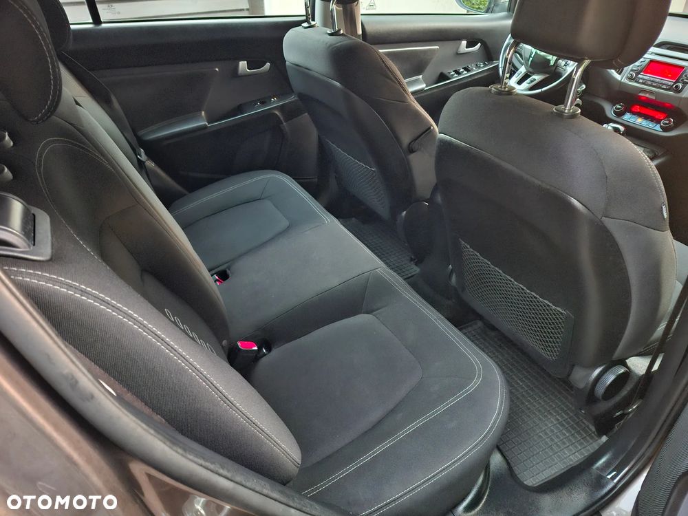 Kia Sportage 2.0 CRDI 4WD Automatik Fifa World Cup Edition - 21