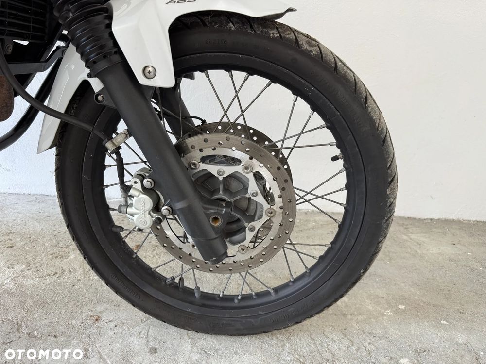 Yamaha XTZ - 12