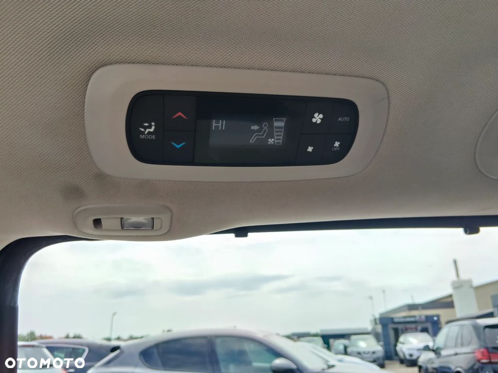 Chrysler Pacifica - 29