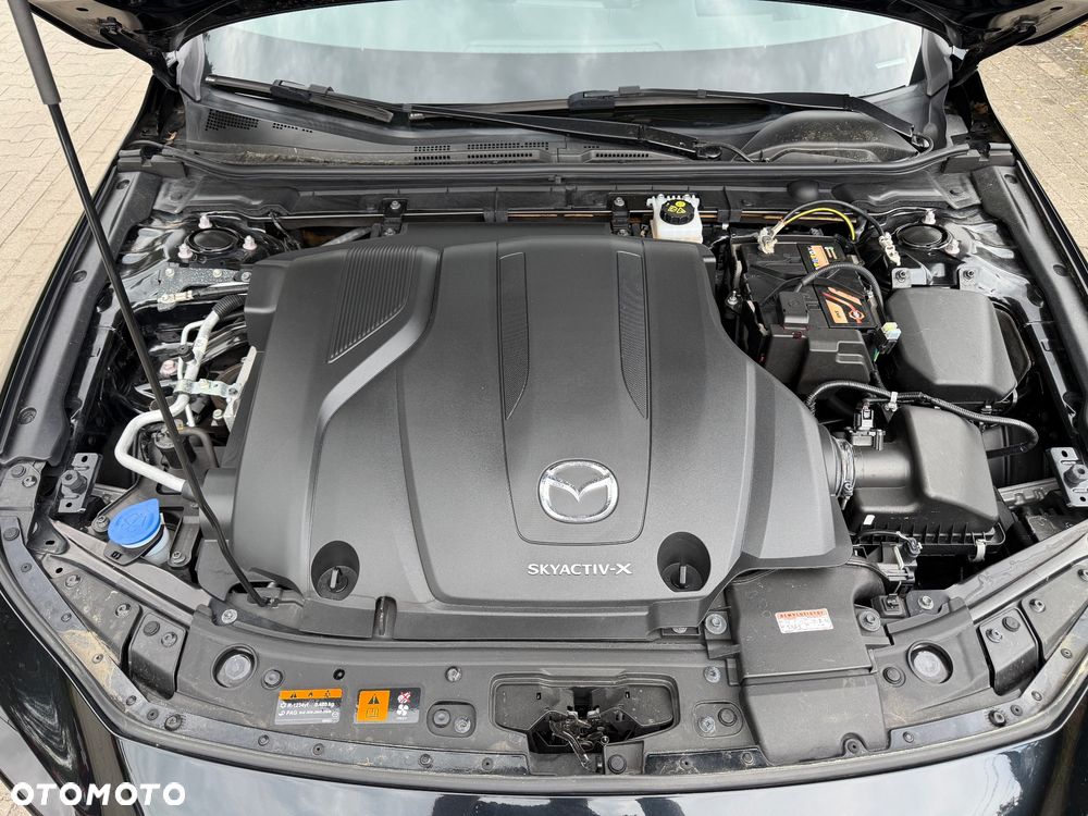 Mazda 3 2.0 mHEV Hikari - 36