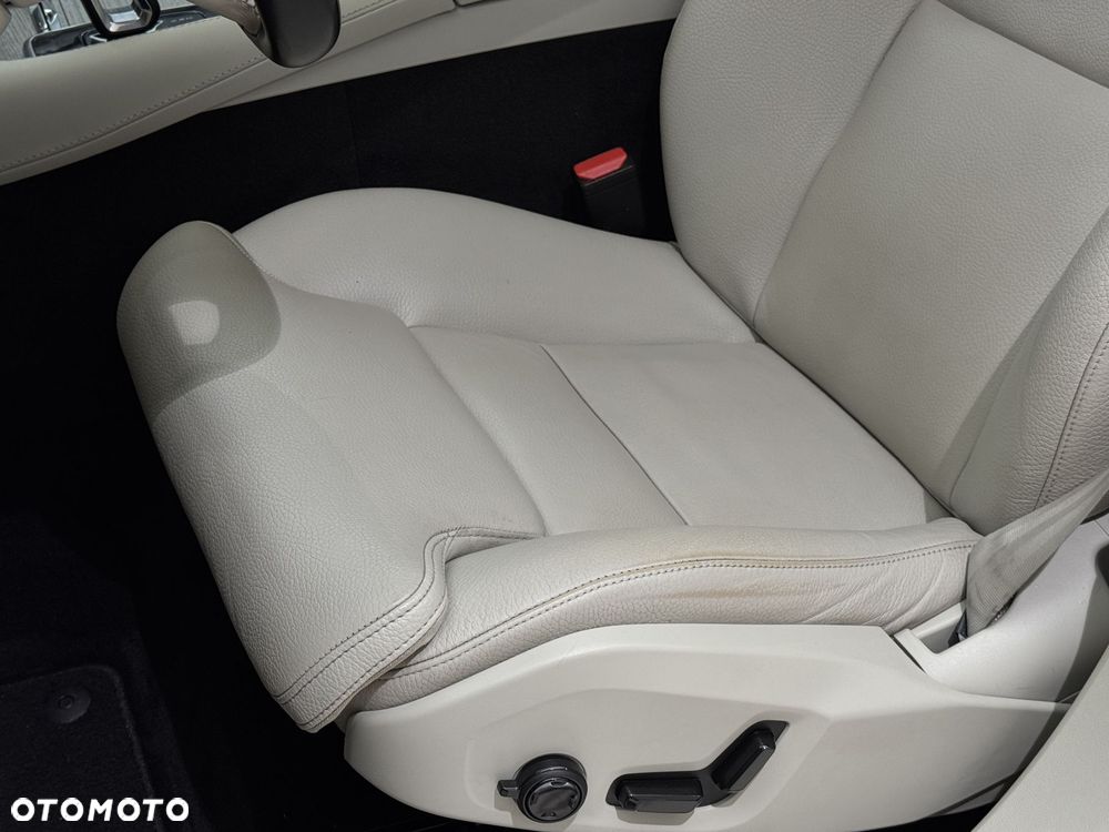 Volvo XC 90 - 11