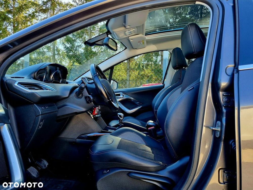 Peugeot 2008 1.5 BlueHDi Allure S&S - 9