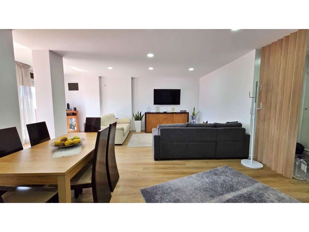 Apartamento T3 com terraço no centro de Matosinhos - Grande imagem: 4/20