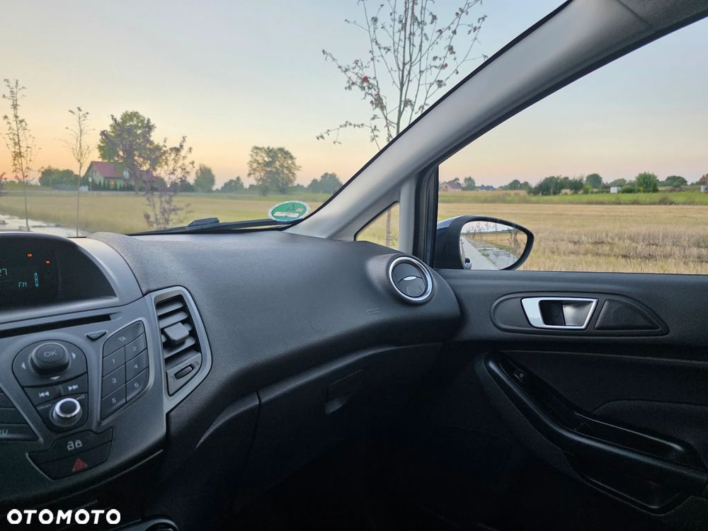 Ford Fiesta 1.25 Trend - 37