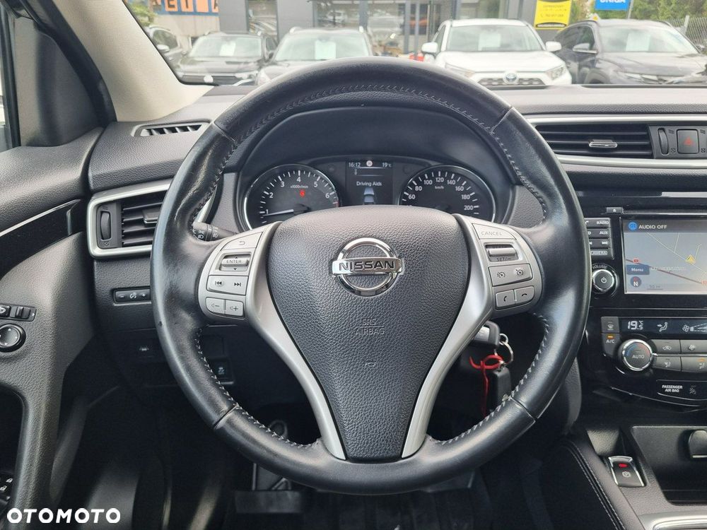 Nissan Qashqai 1.2 DIG-T Tekna EU6 - 15