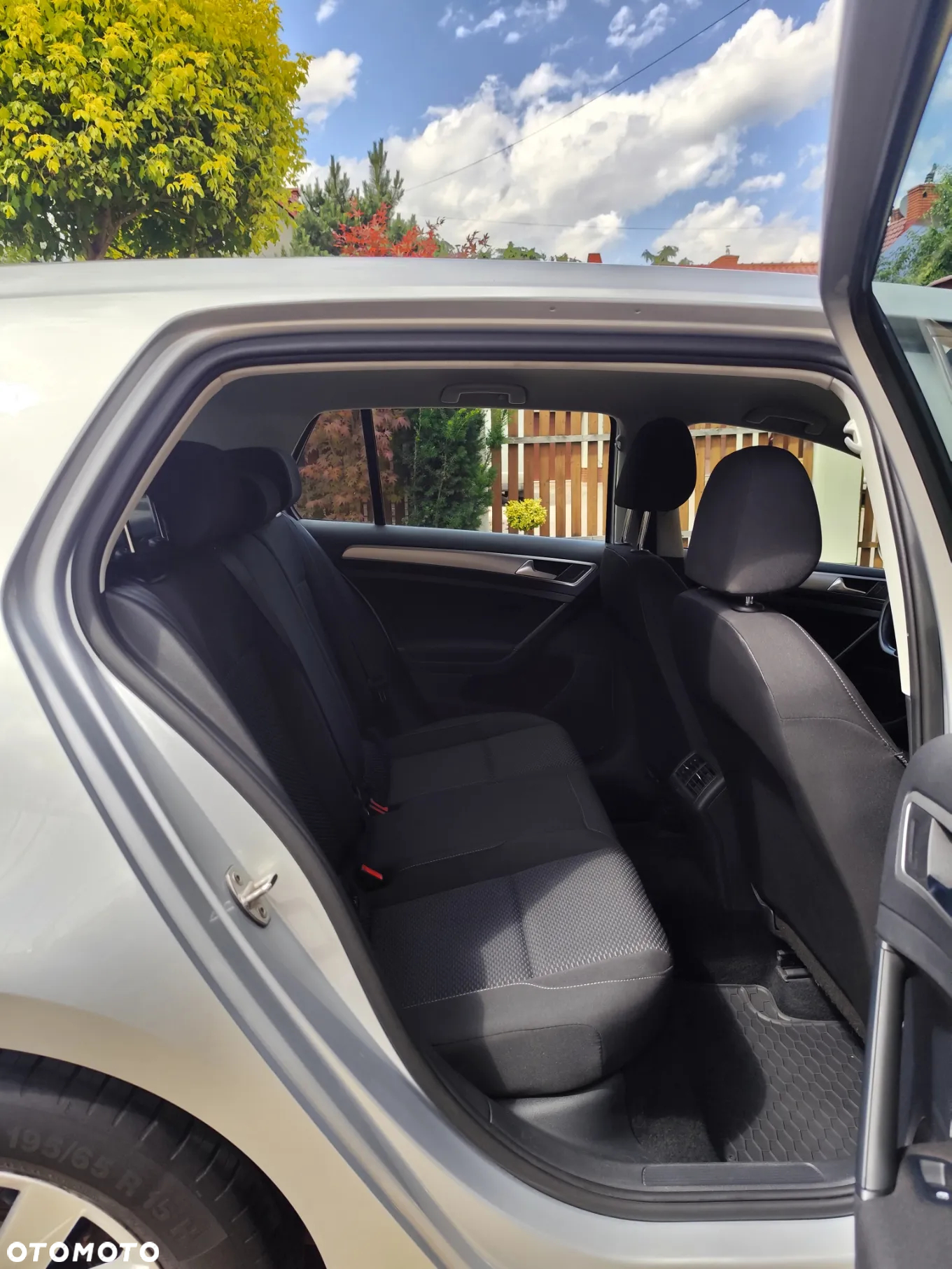 Volkswagen Golf VII 1.0 TSI BMT Trendline - 11