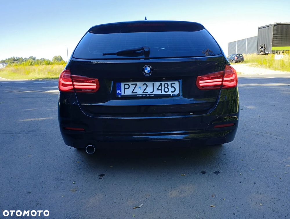 BMW Seria 3 318d - 5